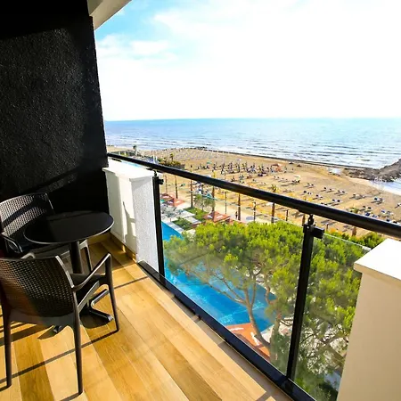 Royal G Club Hotel