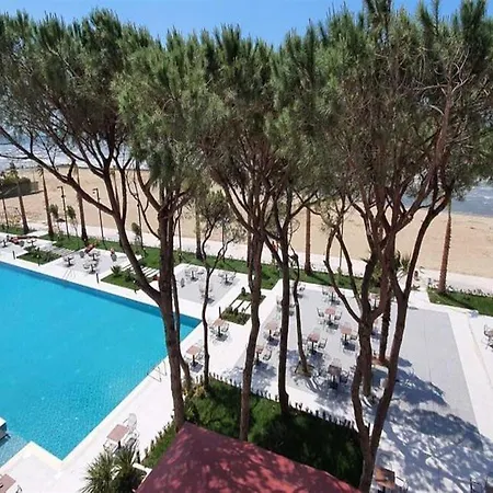 Royal G Club Hotel 5*